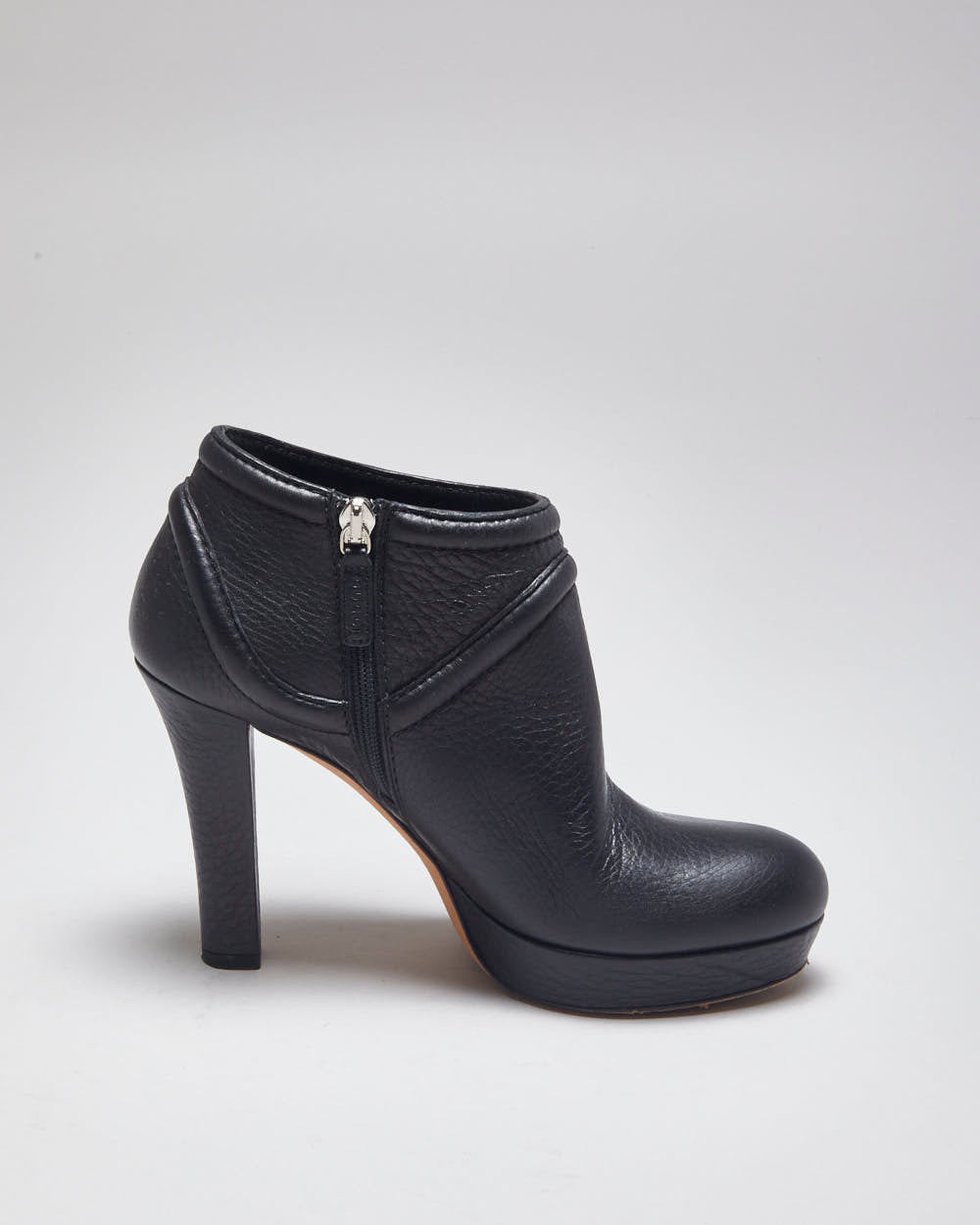 Gucci Leather Heeled Ankle Boot - UK 2
