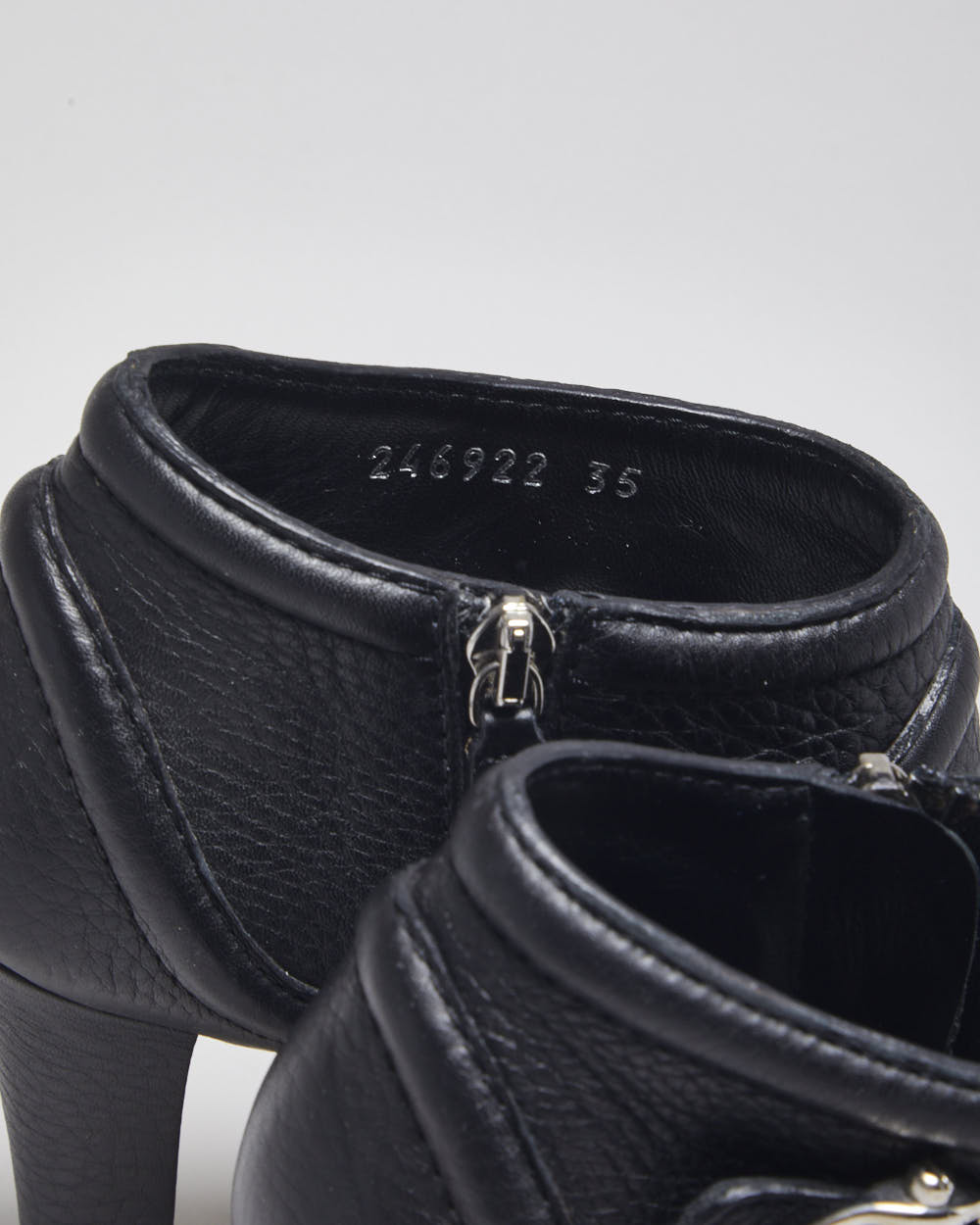 Gucci Leather Heeled Ankle Boot - UK 2
