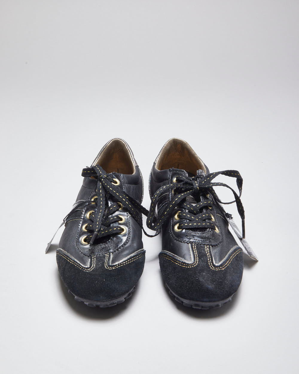 Deadstock Geox Respira Black Trainers - UK4