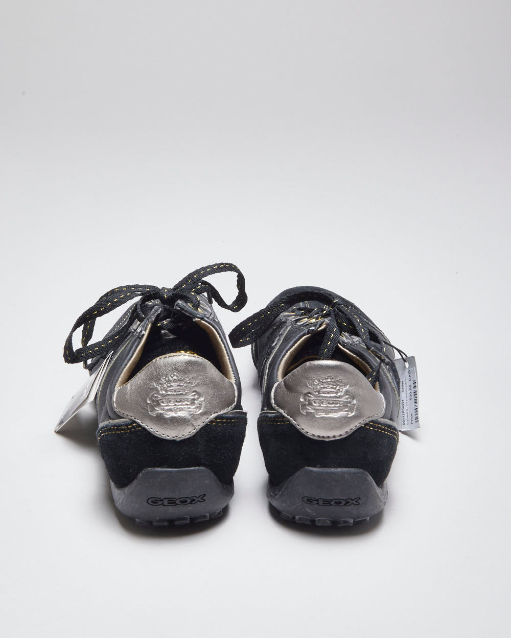 Deadstock Geox Respira Black Trainers - UK4