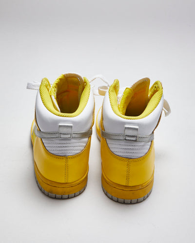 Nike  Dunk Yellow Trainers - UK5