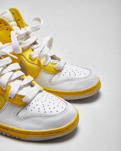 Nike  Dunk Yellow Trainers - UK5