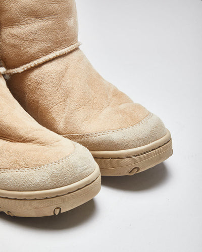 Ugg Australia Sherpa Lined Boots - UK6