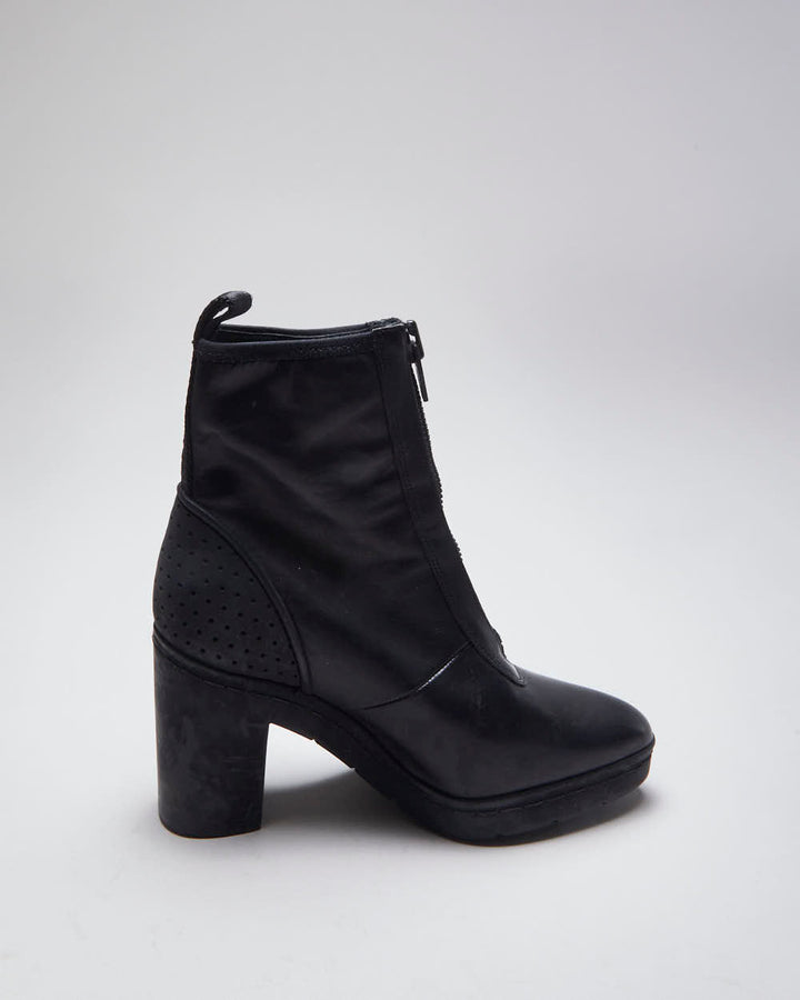 Vintage Women's Alexander Wang x H&M Heeled Front Zip Boot - UK 3