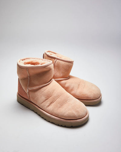 Vintage Women's Y2K Ugg Suede Insulated Ankle Boots - UK 5