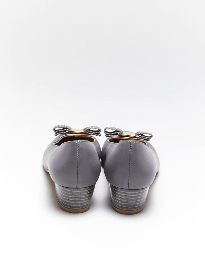 Vintage Salvatore Ferragamo Grey Heels - Uk3