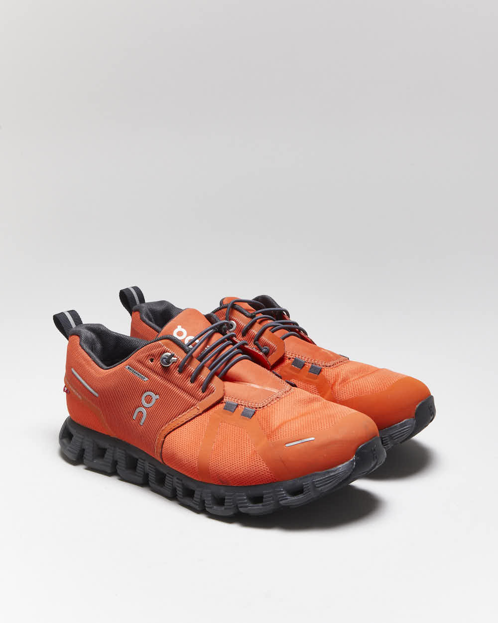 ON Cloud 5 Waterproof Trainers - UK5.5