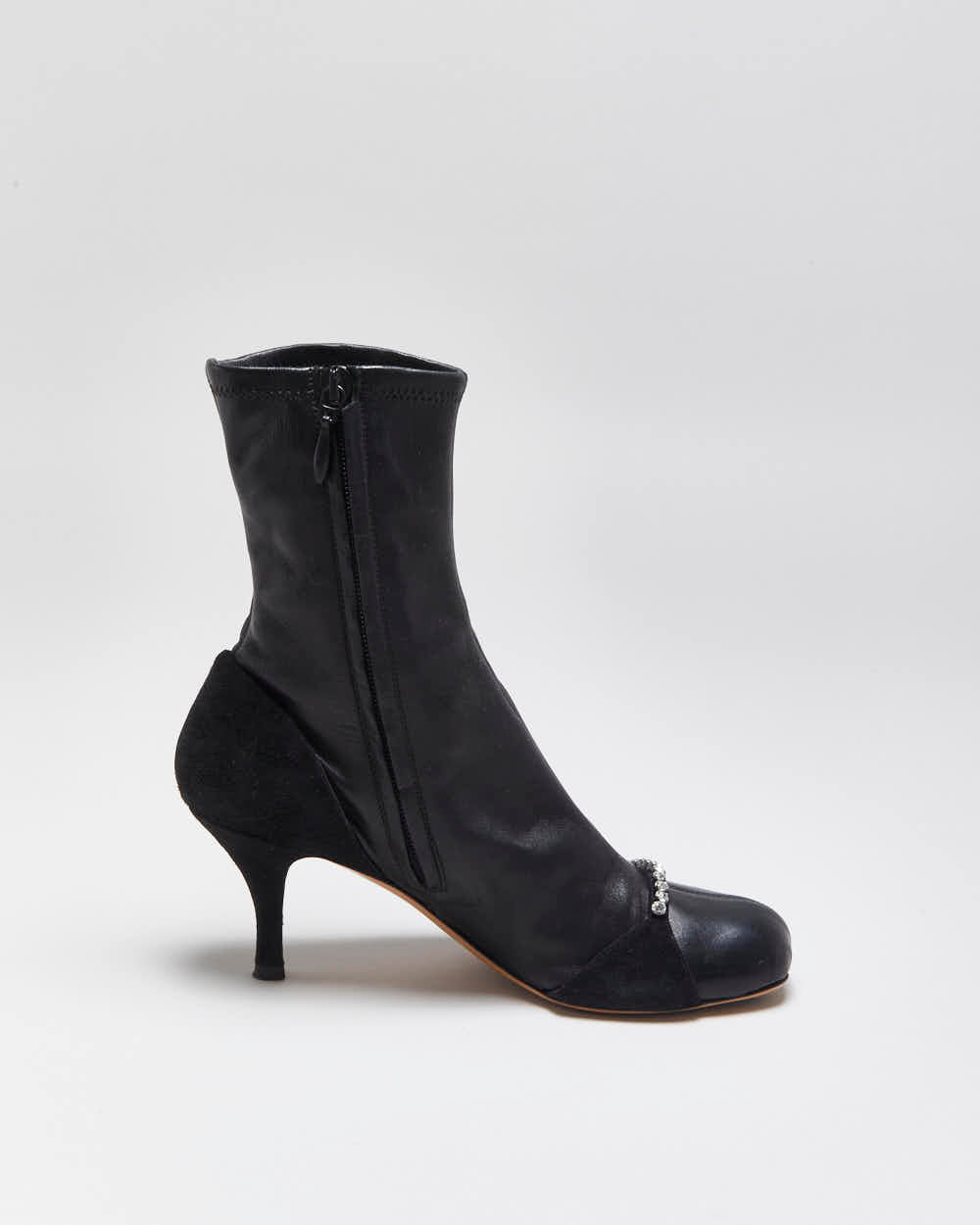Fall2022 Valentino Garavani Women's Crystal-Embellished Stretch Leather &amp; Suede Mid Heel Sock Boots - UK4
