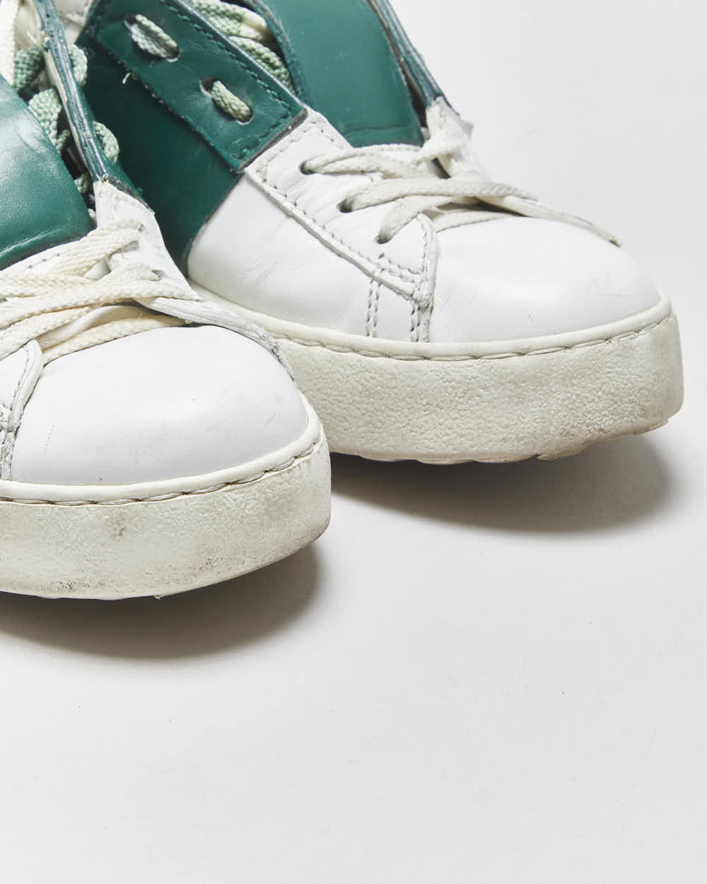 2020 Valentino Open Rockstud Women's Calfskin leather Low Top Trainers - UK2