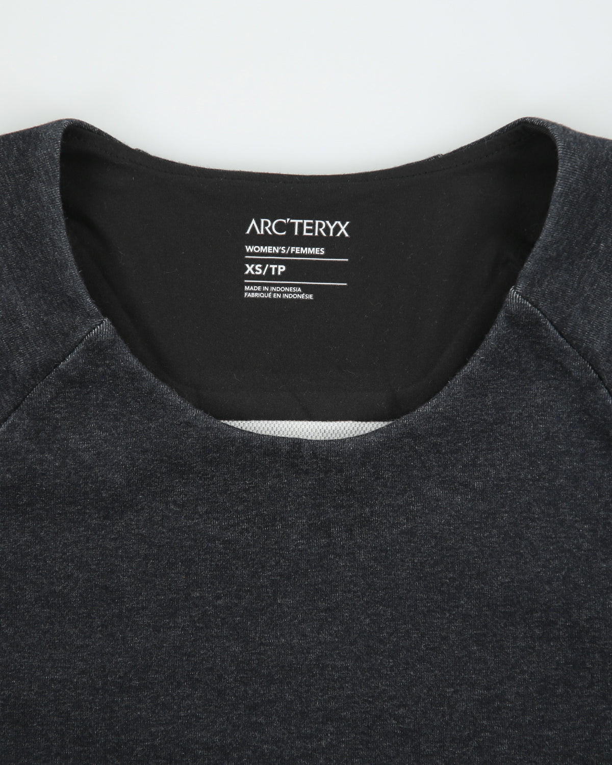 Arc'teryx Women's Graphite Momenta Pullover Crewneck Sweatshirt - XS