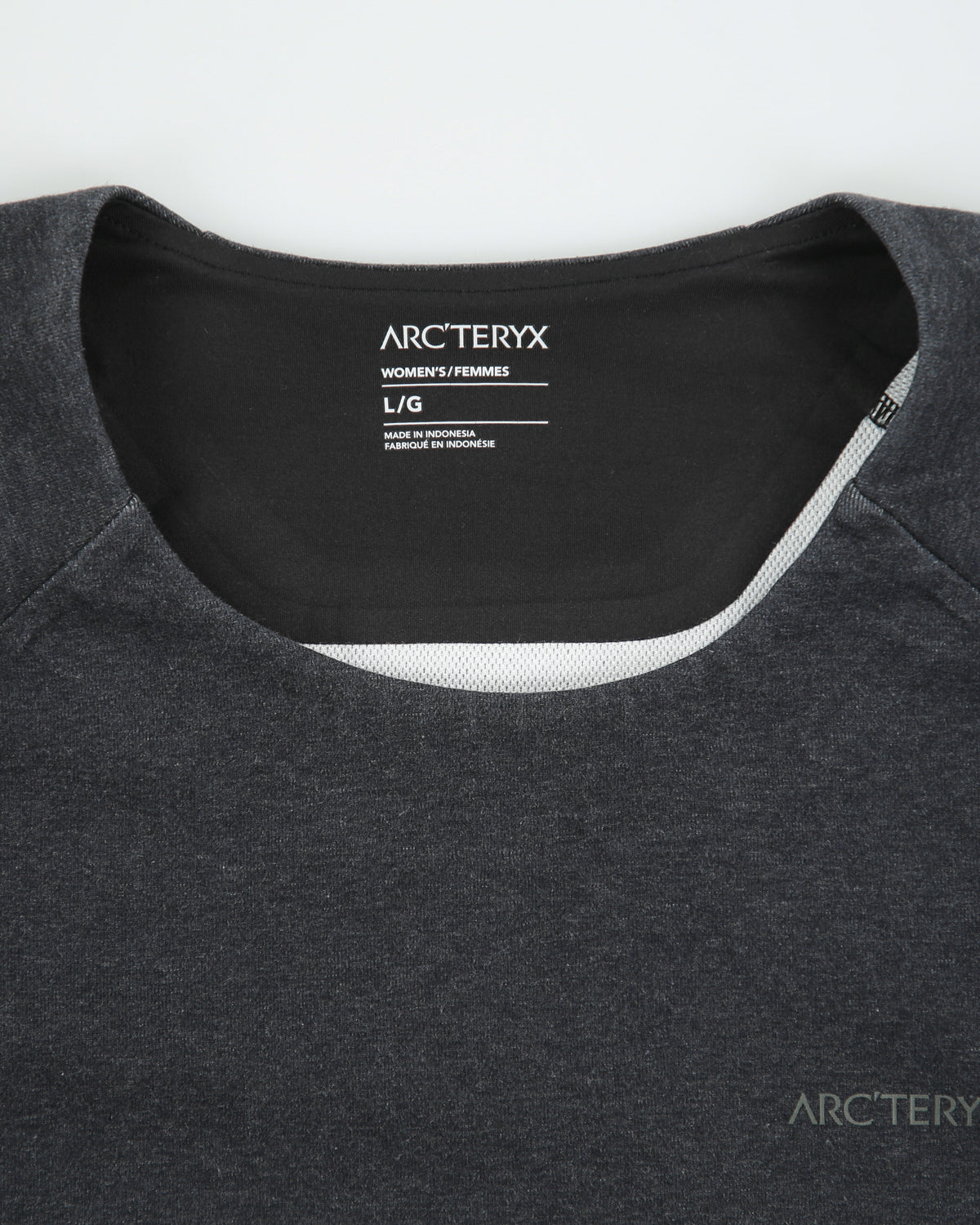 Arc'teryx Women's Graphite Momenta Centre Pullover Crewneck Sweatshirt - L