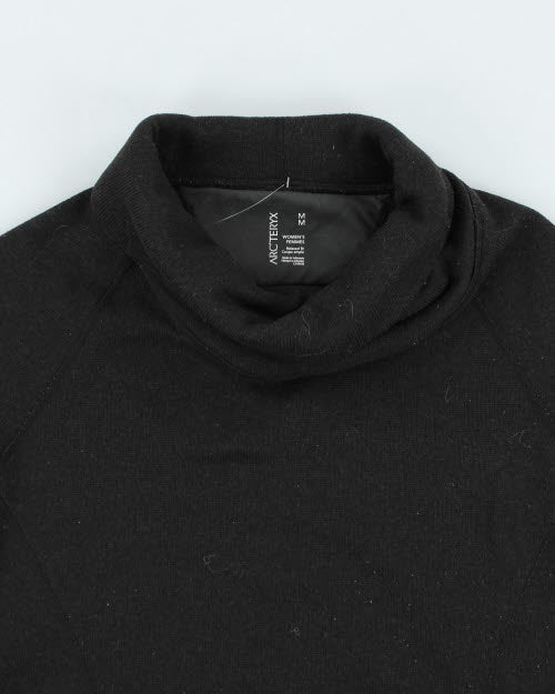 Vintage Women's Arc'teryx Funnel Neck Sweatshirt - M