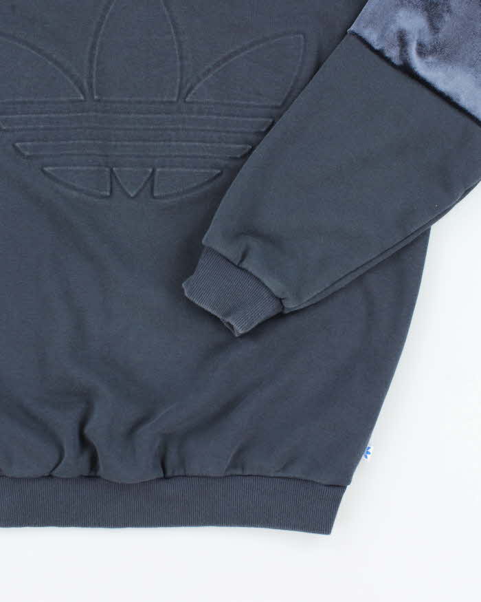 Vintage Women's Adidas Embossed Logo Sweatshirt - L