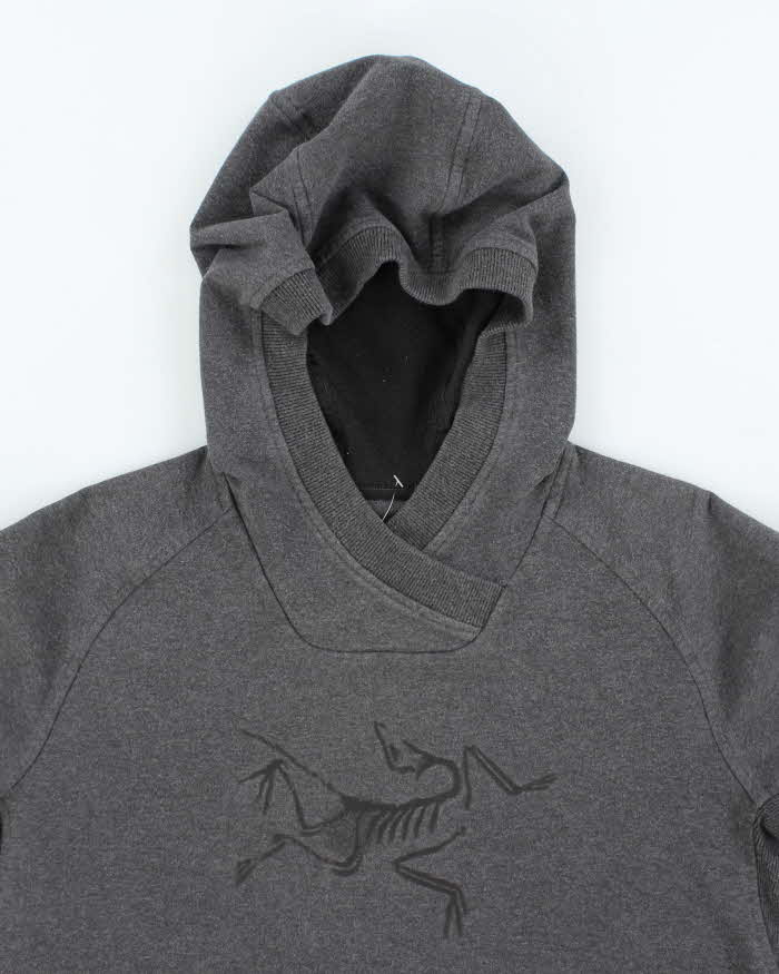 Vintage 2000's Arc'teryx Centre Logo Hoodie - L