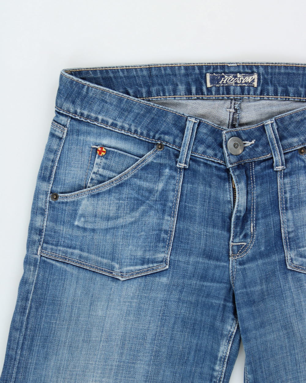 Vintage Y2K 00s Hudson Women's Low-Rise Distressed Denim Patch Pocket Bell Bottom Flared Jeans - W30 L31