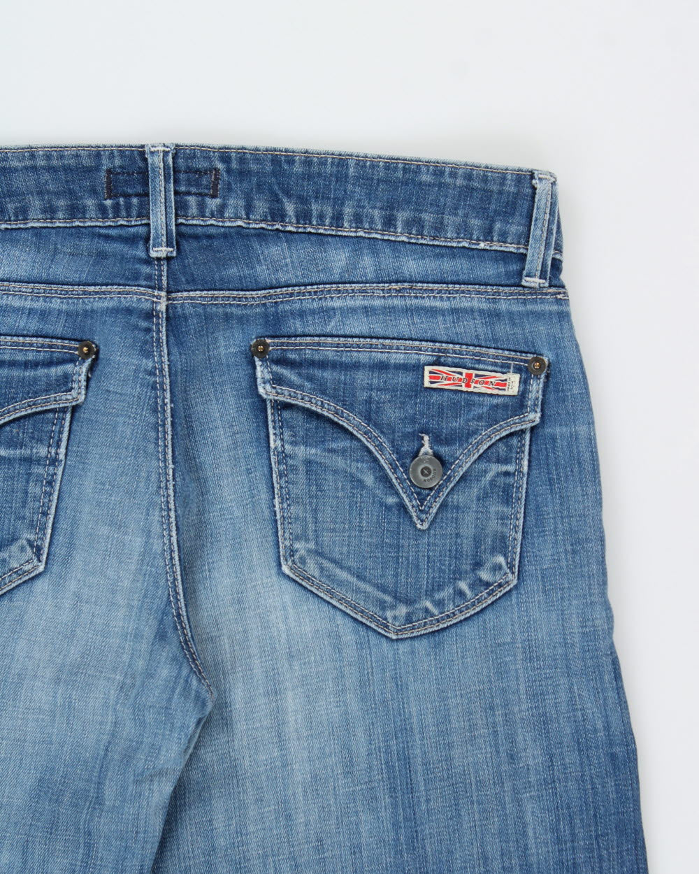 Vintage Y2K 00s Hudson Women's Low-Rise Distressed Denim Patch Pocket Bell Bottom Flared Jeans - W30 L31