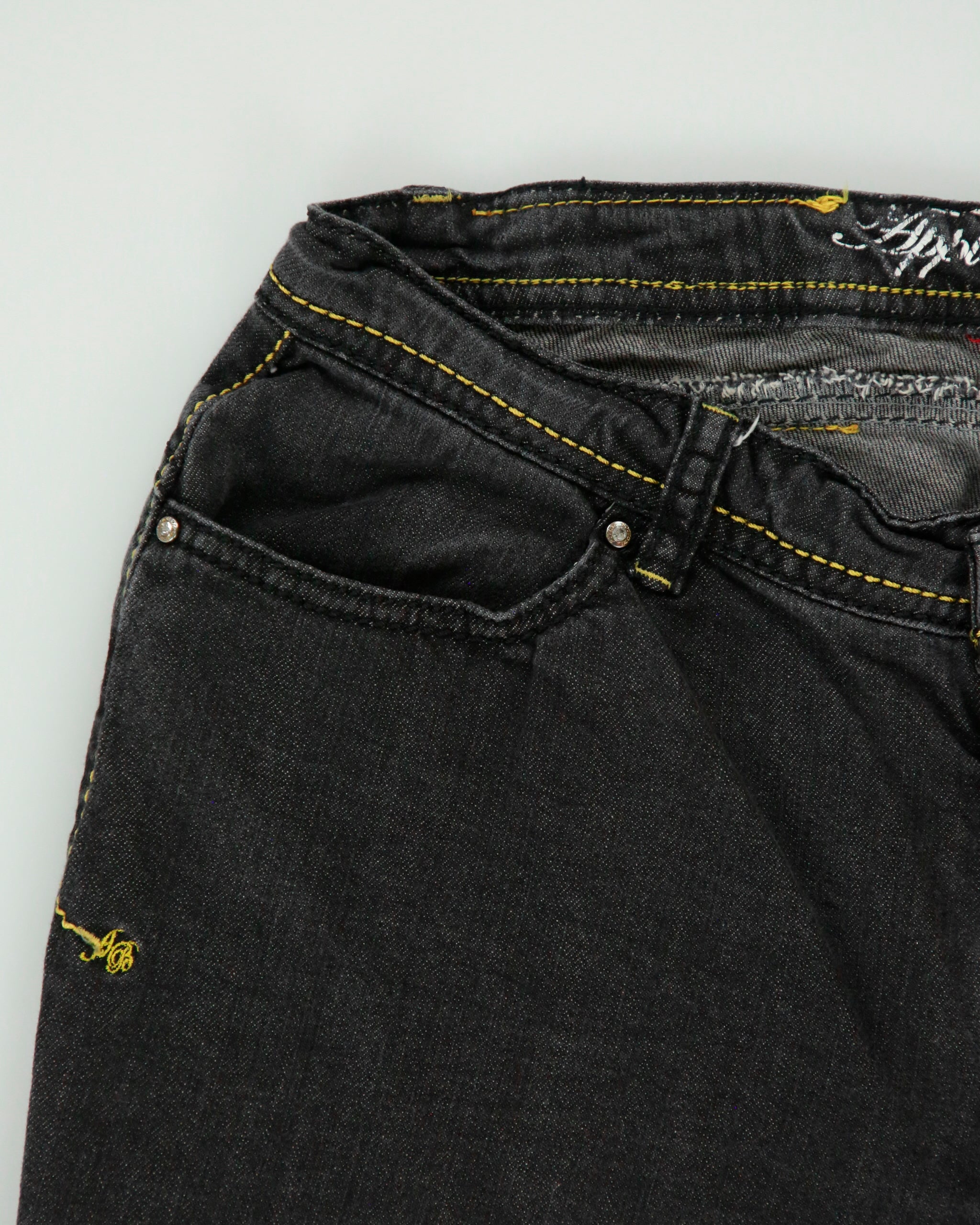 Vintage Y2K 2000s Apple Bottom Embroidered Bootcut Jeans - W32 L32