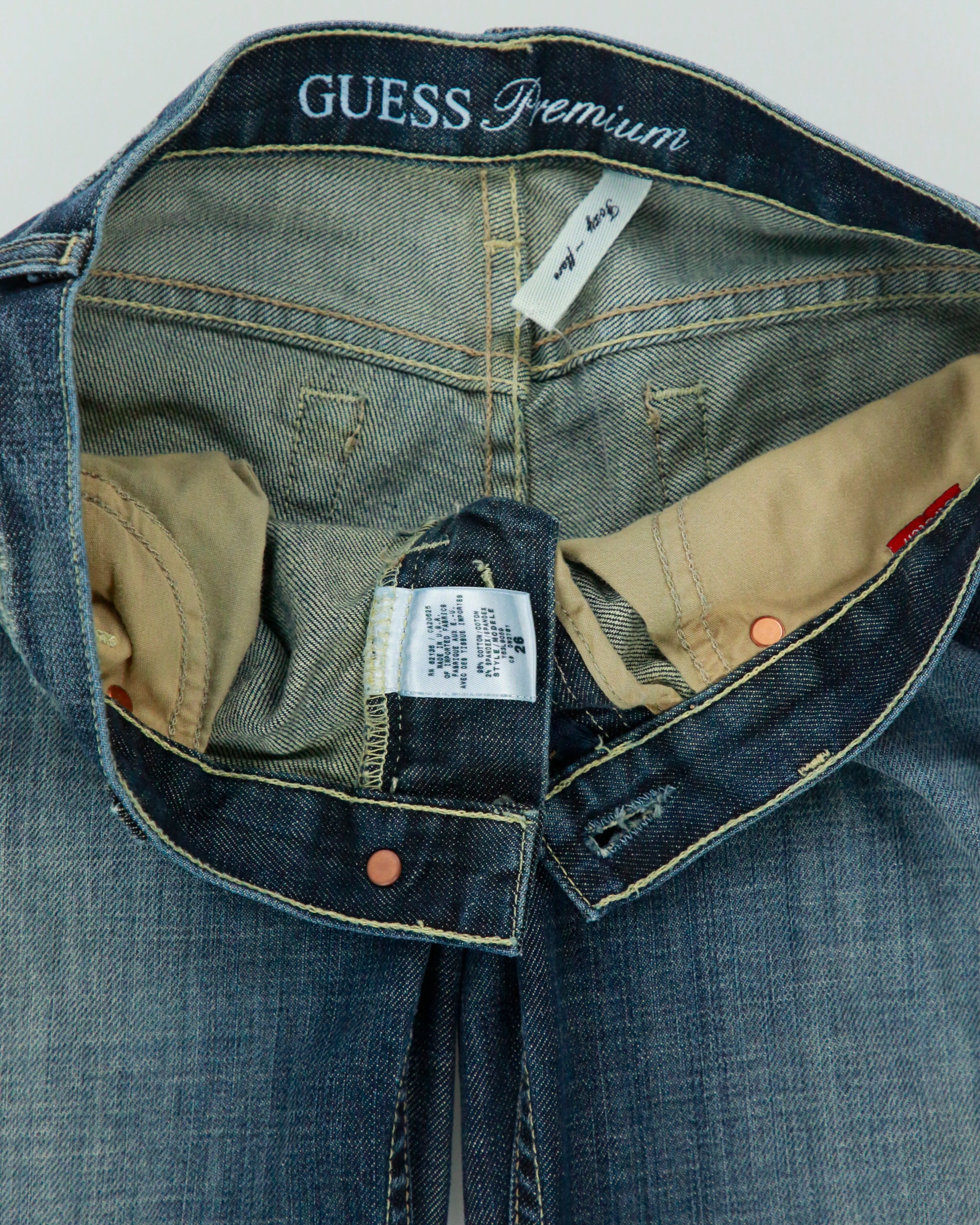 Vintage Y2K 2000s Guess 'Foxy Flare' Bootcut Jeans - W27 L32