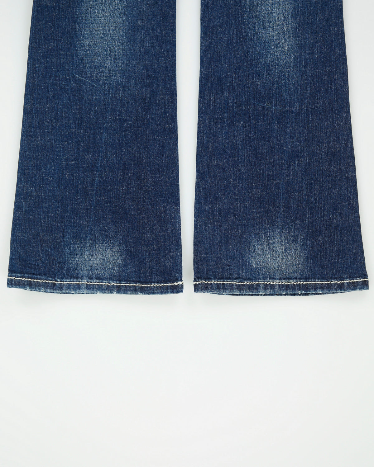 Vintage Y2K 00s Miss Me Women's Low Rise Contrast Stitch Rhinestone Embellished Flap Pocket Signature Bootcut Jeans - W30 L34