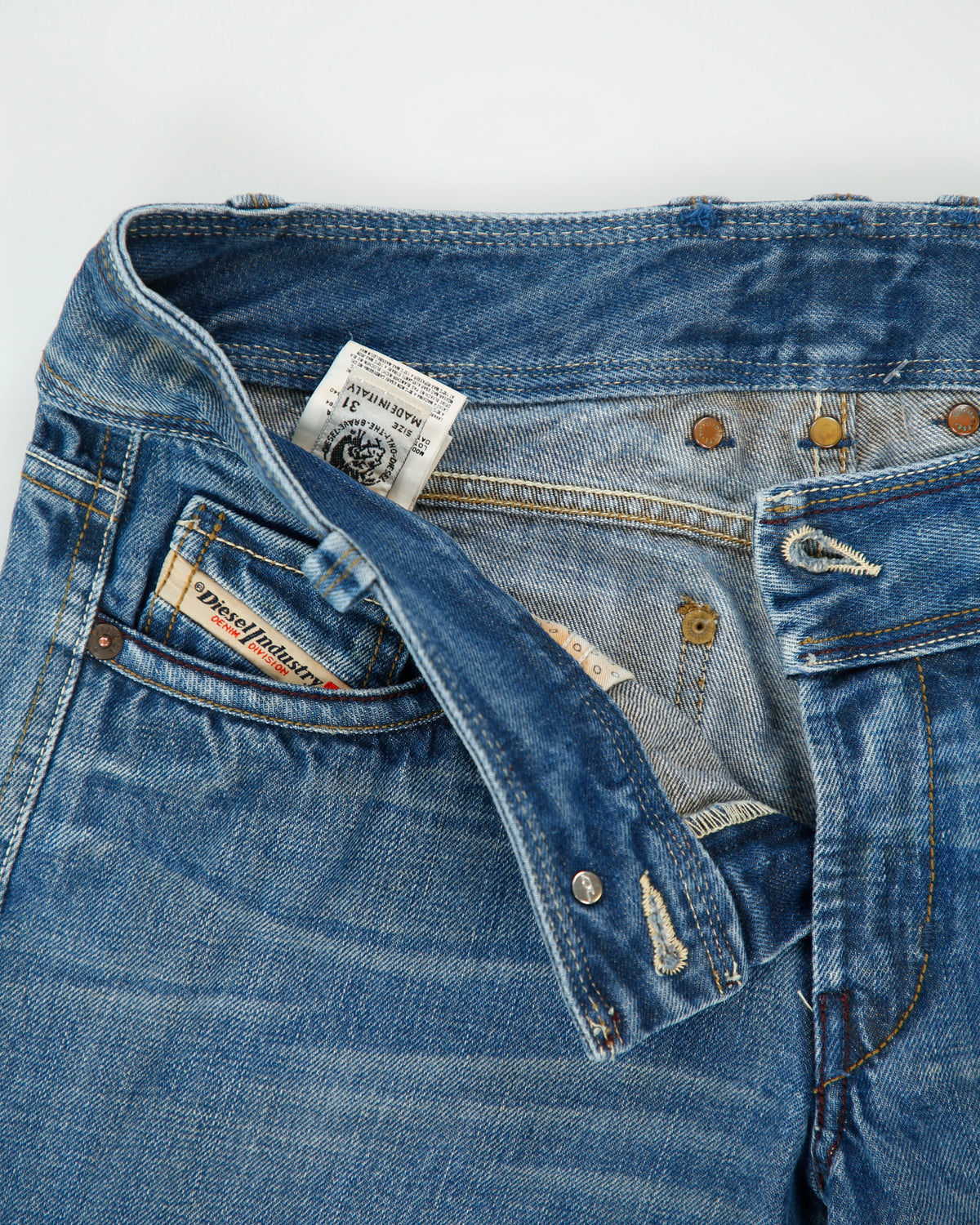 Vintage '05 Y2K Diesel Women's Low Rise Stone Wash Denim Straight Leg Jeans - W31 L32