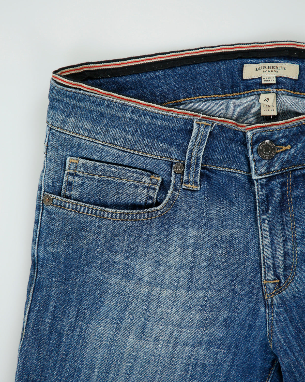 Vintage Y2K 00s Burberry Women's Low Rise Denim Slim Fit 3/4 Length Capri Jeans - W28 L22