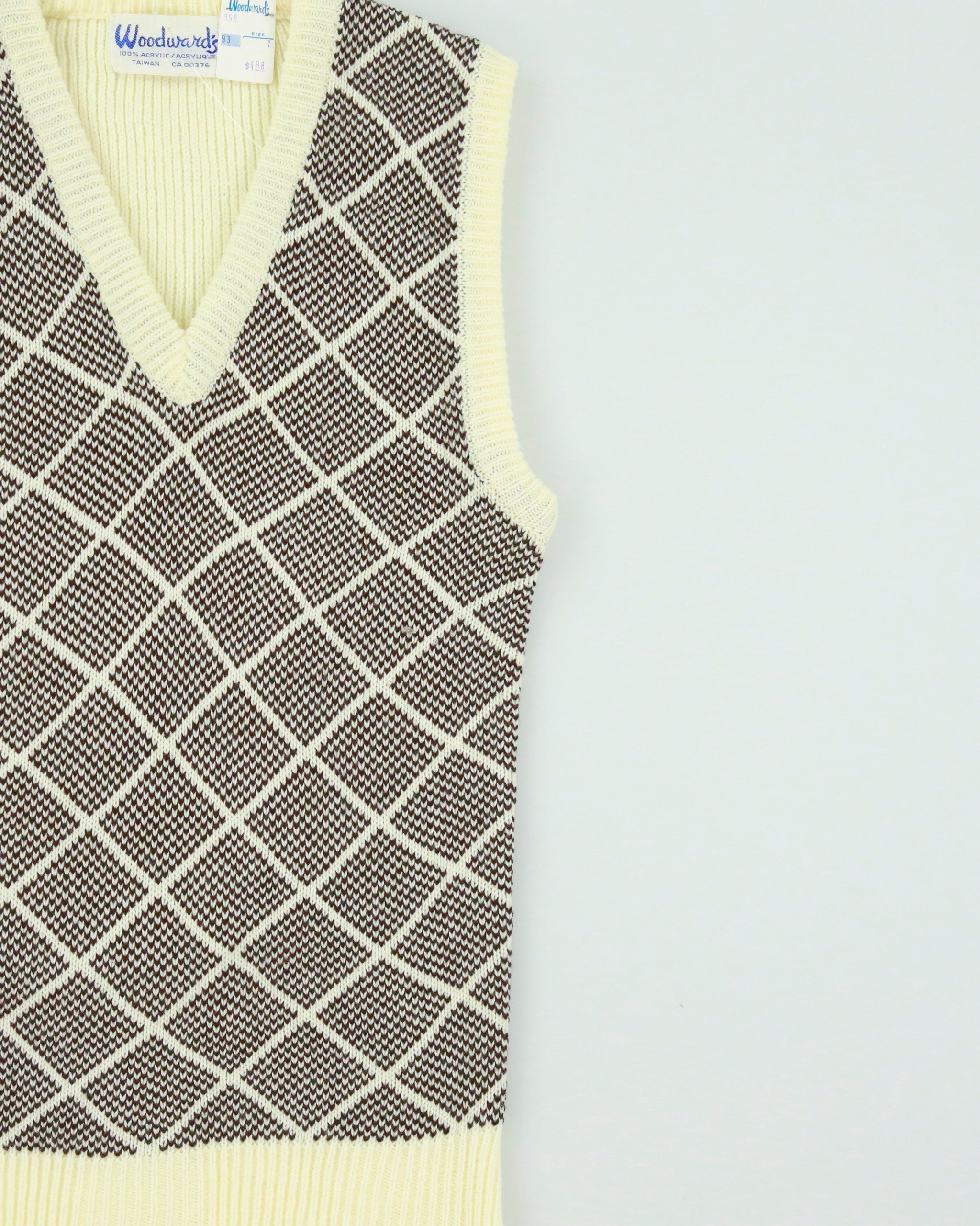Deadstock 1970s Woodwards V-neck Pattern Knit Vest - XS