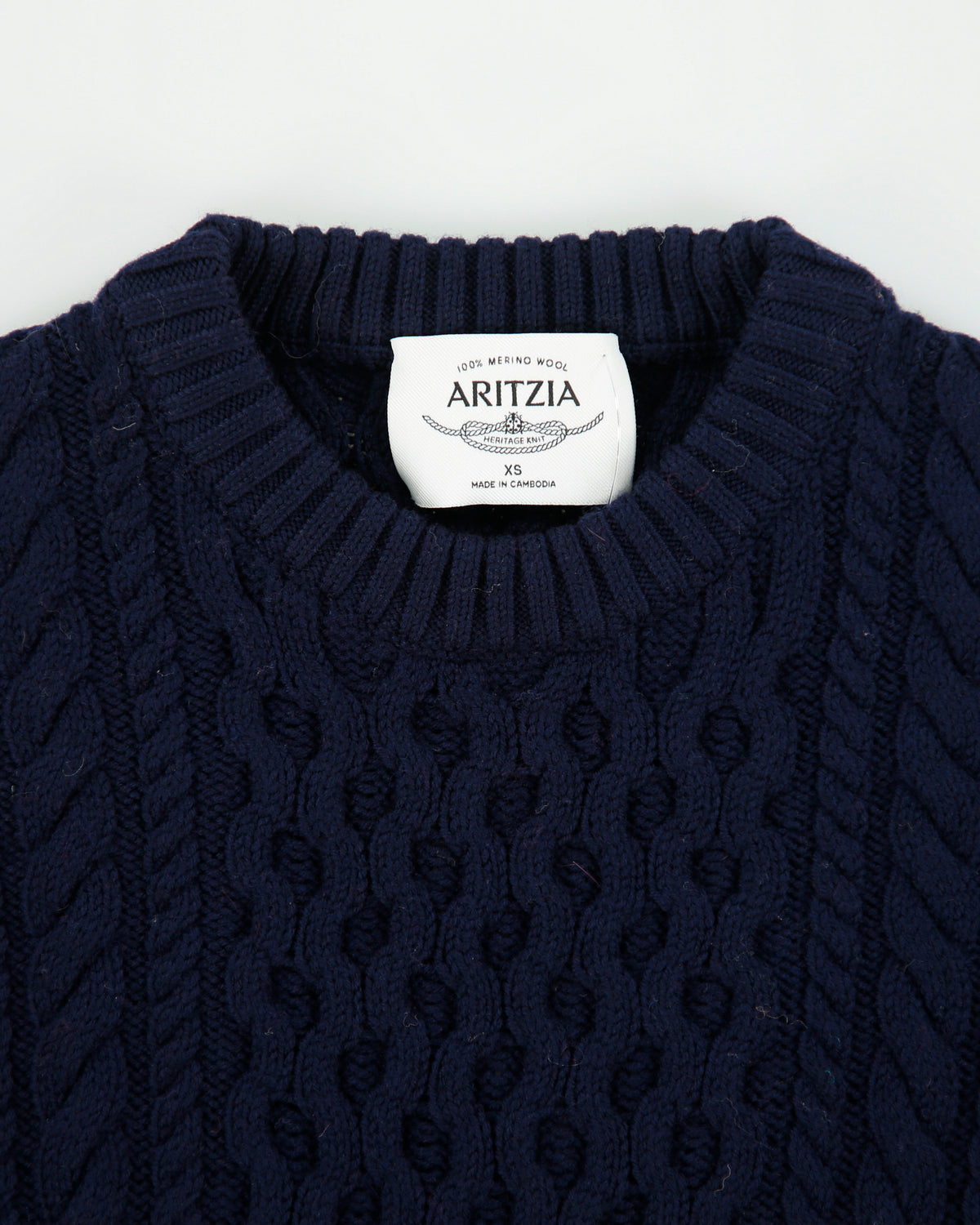 Aritzia Merino Wool Cable Knit Boxy Cropped Knit Jumper - XS
