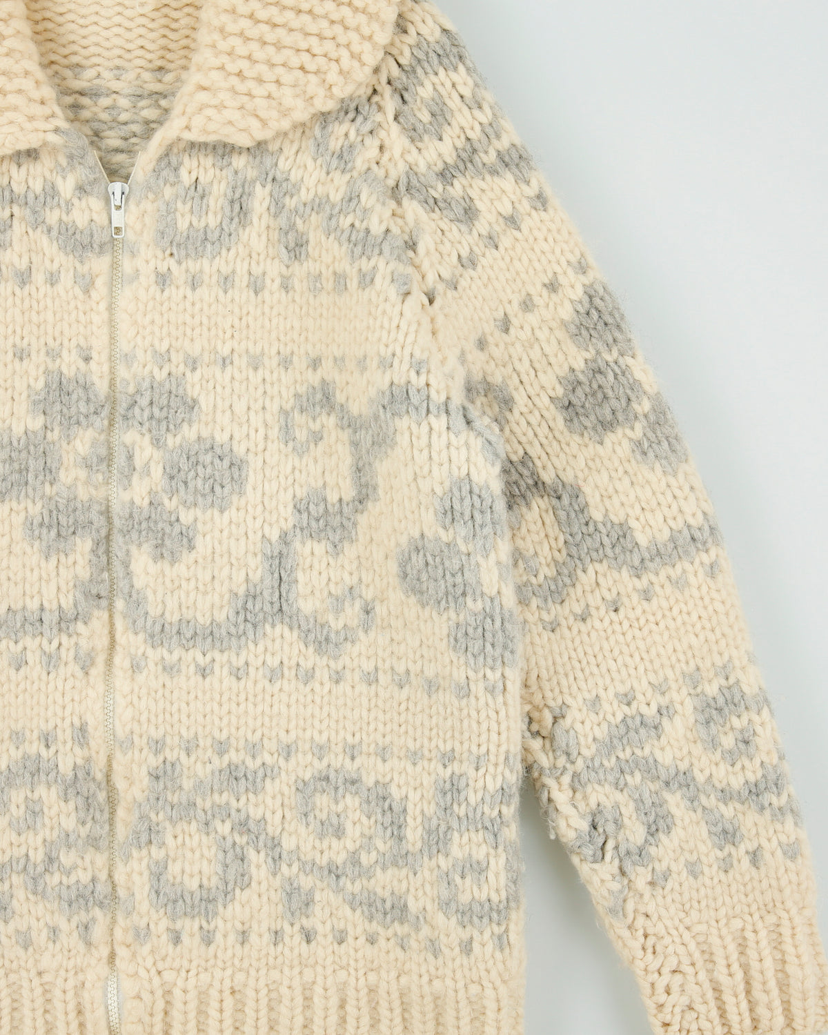 Vintage 1990s Handwoven In USA Women's Wool Chunky Knit Cowichan Cardigan - M