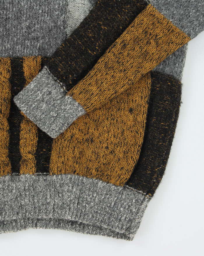 Vintage Women's Patterned Wool Knit Sweater - L