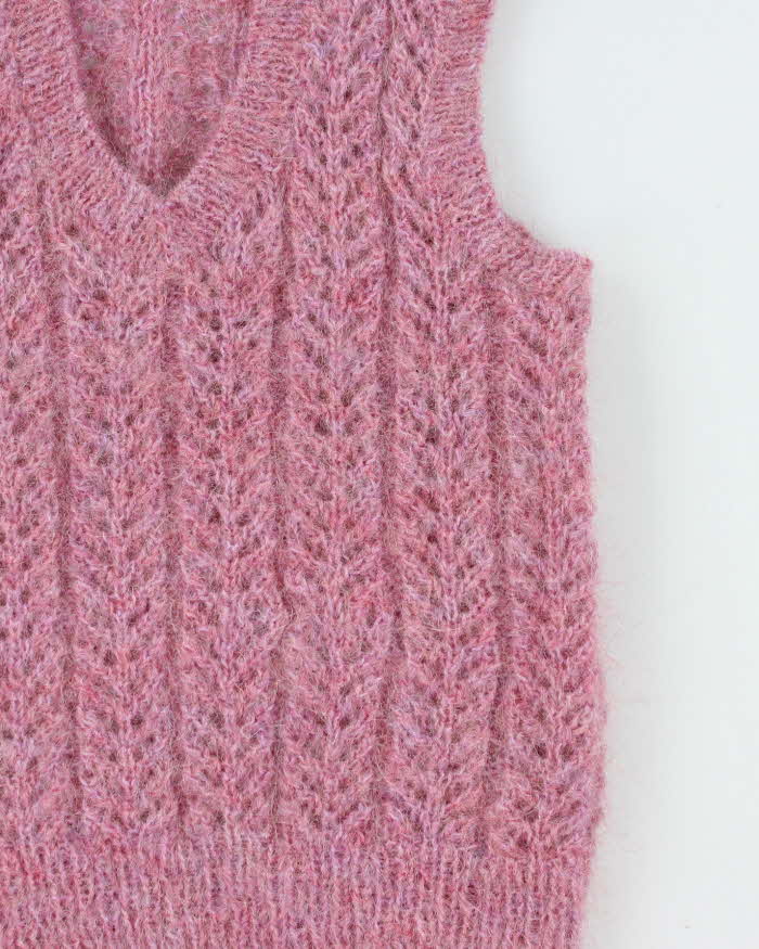 Vintage 1990s Women's Hand Knit Cable Mohair Wool Chunky Sweater Vest - XS