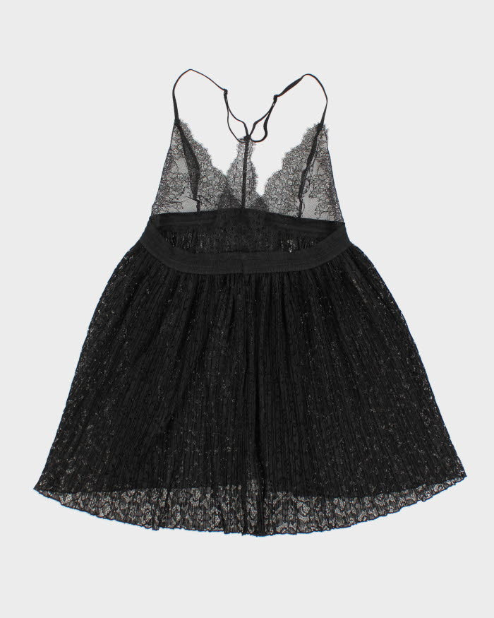 Victoria's Secret Black Lace Cami - M