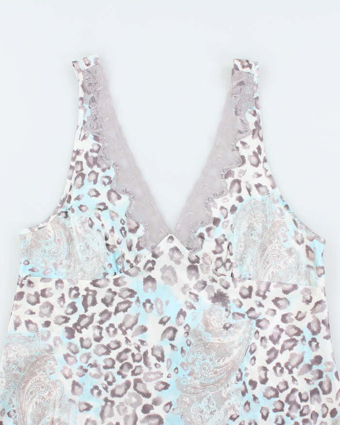 Jones New York Blue and Grey Snow Leopard Print - L