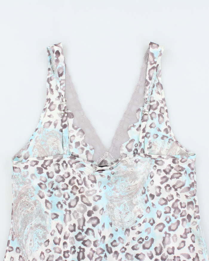 Jones New York Blue and Grey Snow Leopard Print - L