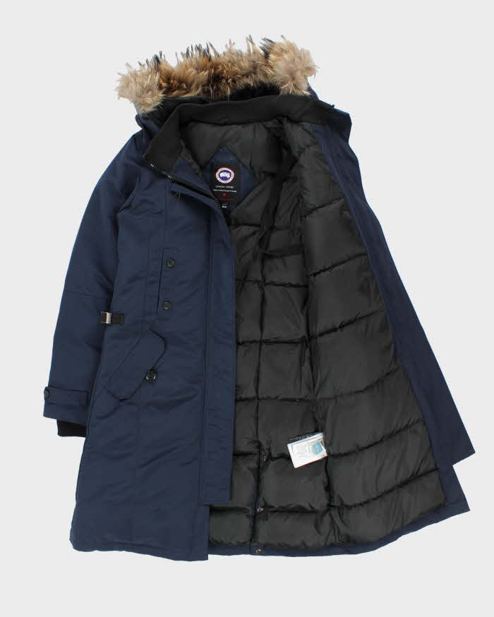 Canada Goose Women's Navy 'Kensington' Goose Down Puffer Parka - M