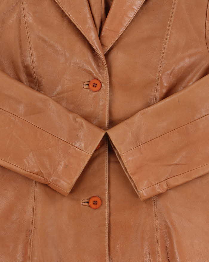 Vintage 1990s Danier Women's Tan Calfskin Leather Blazer Jacket - S