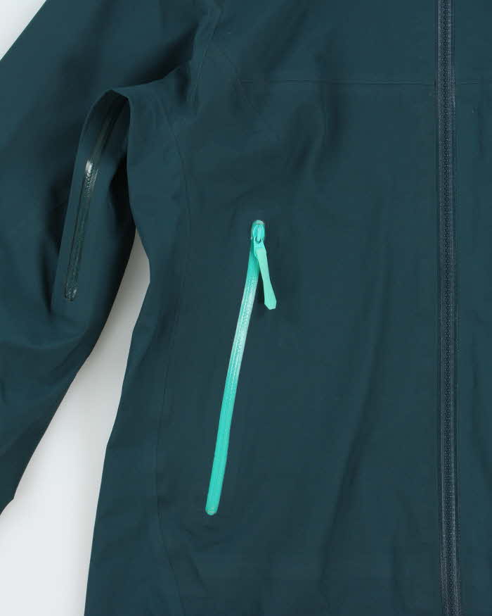 Arc'teryx Beta AR Women's Teal Lightweight Gore-Tex Pro Hard-Shell Mountain Jacket - S