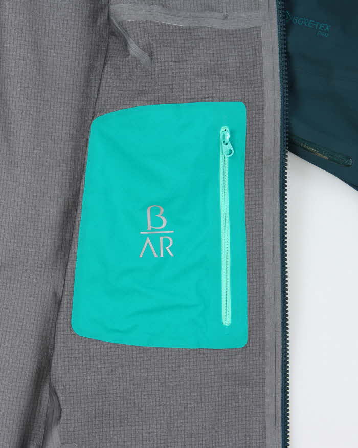 Arc'teryx Beta AR Women's Teal Lightweight Gore-Tex Pro Hard-Shell Mountain Jacket - S