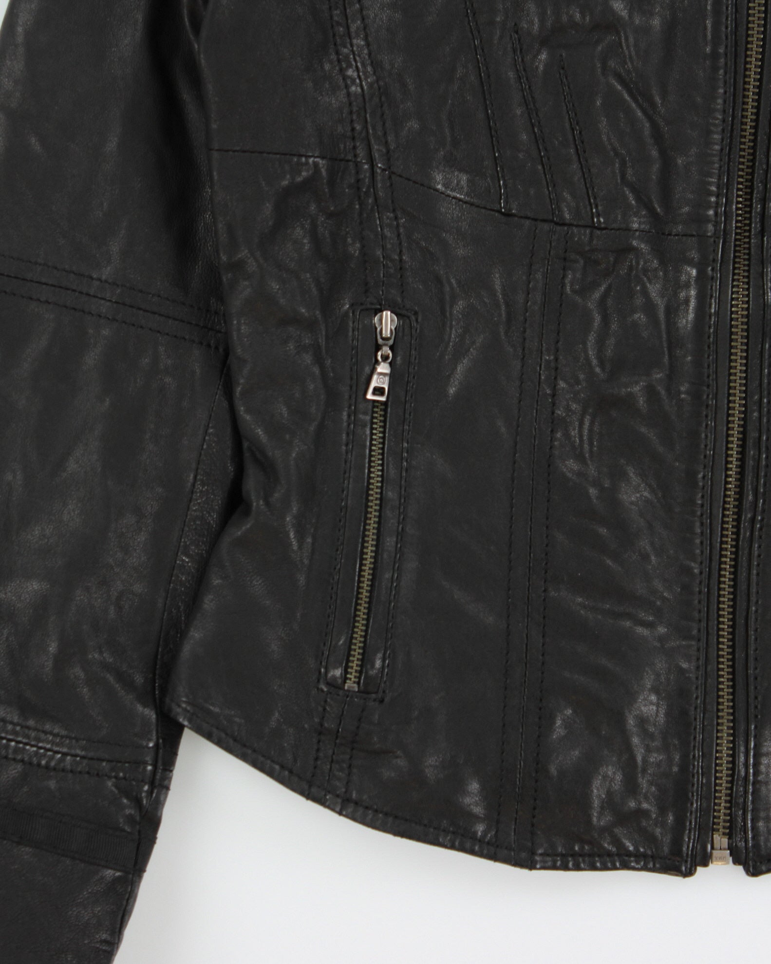 Vintage Y2K 00s Danier Women's Italian Calfskin Leather Cafe Racer Biker Jacket - S