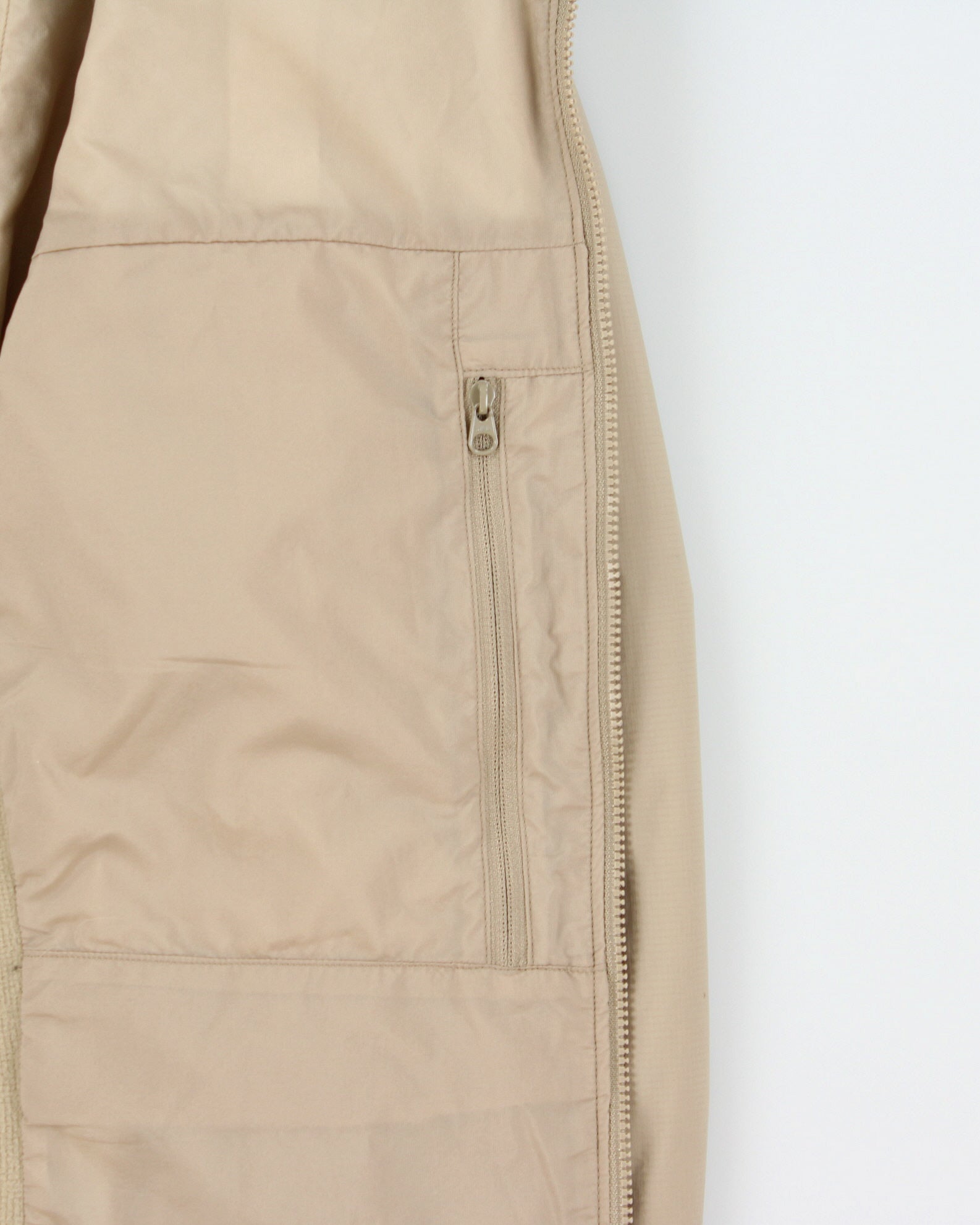 2023 Arc'teryx Mid Khaki Women's 'Atom' Soft Shell Insulated Technical Jacket - L