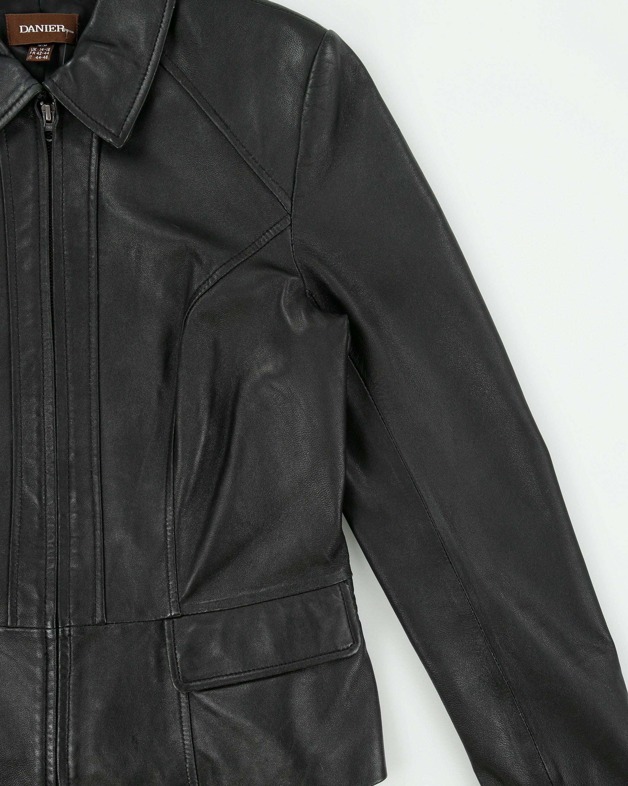 Vintage Y2K 00s Danier Women's Calfskin Leather Moto Jacket - M
