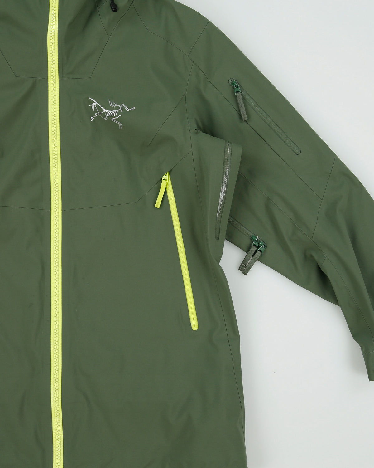 Arc'teryx Olive Khaki Sentinel Women's Recco ePE Gore-Tex Shell Mountain Ski Jacket - S