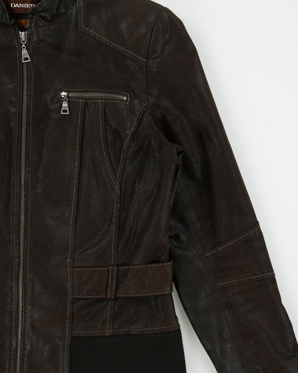 Vintage Y2K 00s Danier Women's Grained Leather Rib Cafe Racer Moto Jacket - M