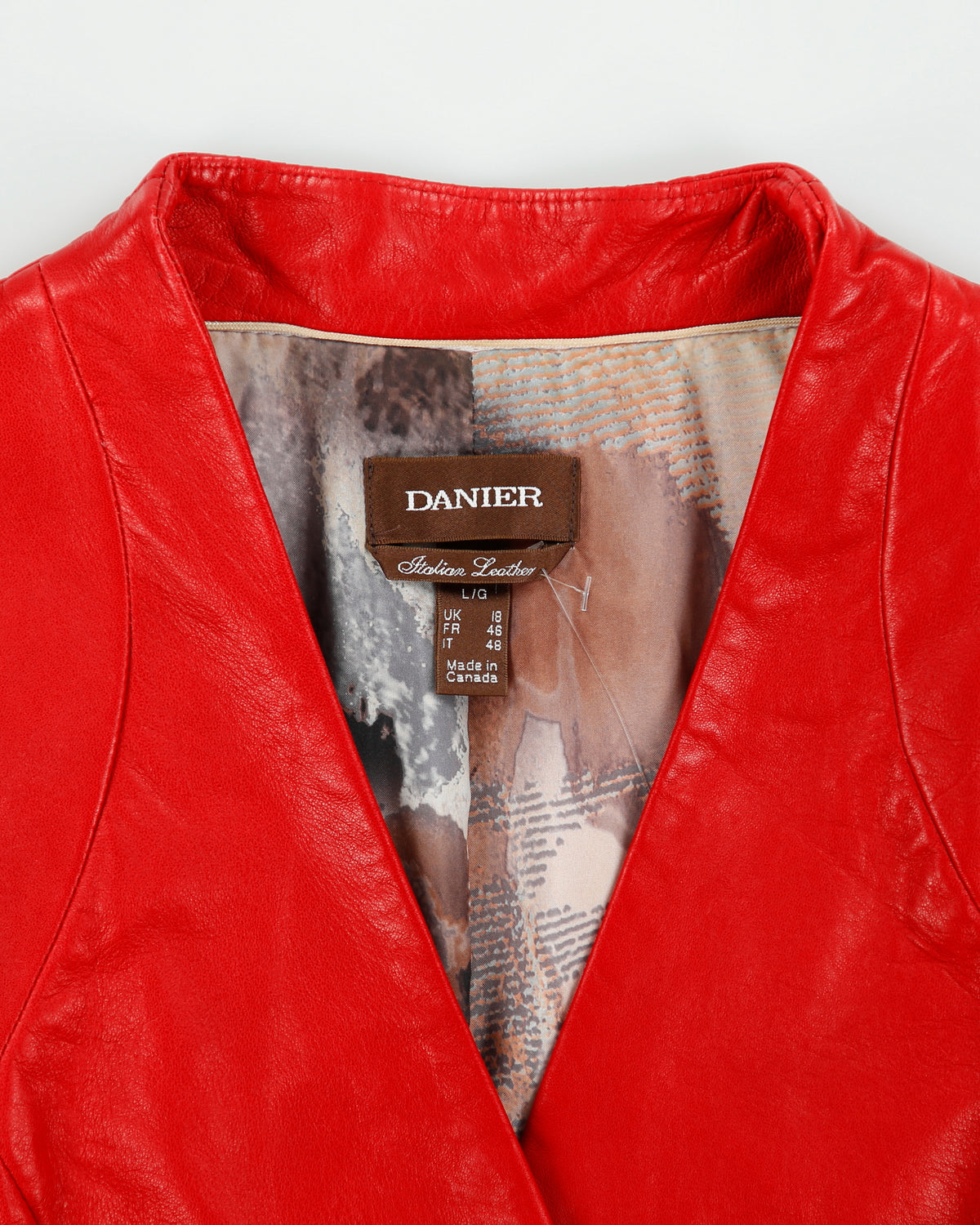 Vintage Y2K 00s Danier Women's Lipstick Red Italian Calfskin Leather Made In Canada V-Neck Button-Up Jacket - L