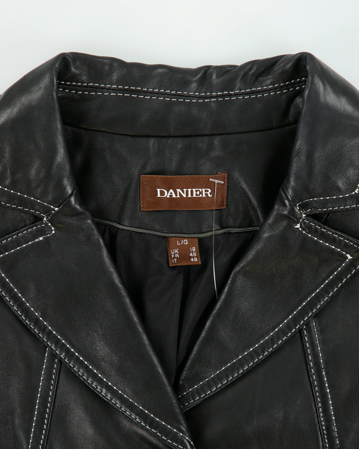 Vintage Y2K 00s Danier Women's Calfskin Leather Contrast Stitch Cropped Blazer Jacket - L