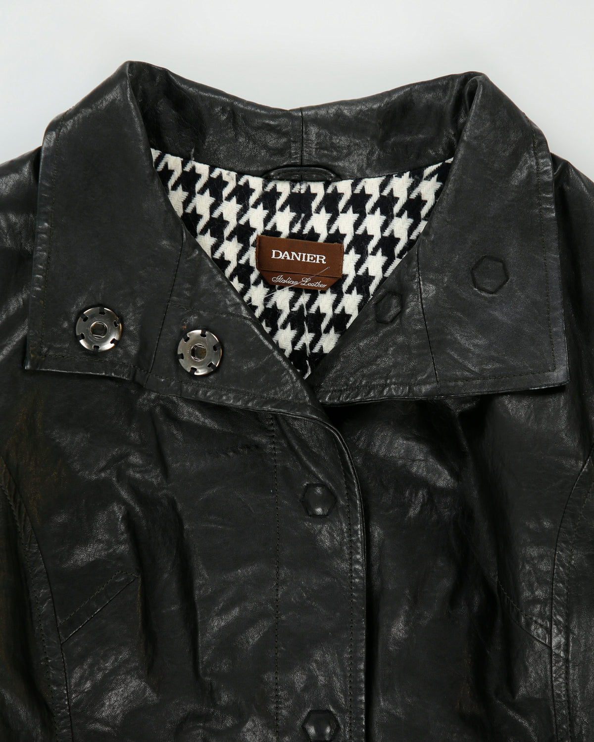 Vintage Y2K 00s Danier Women's Italian Calfskin Houndstooth Thinsulate Lined Leather Funnel Neck Mac - M