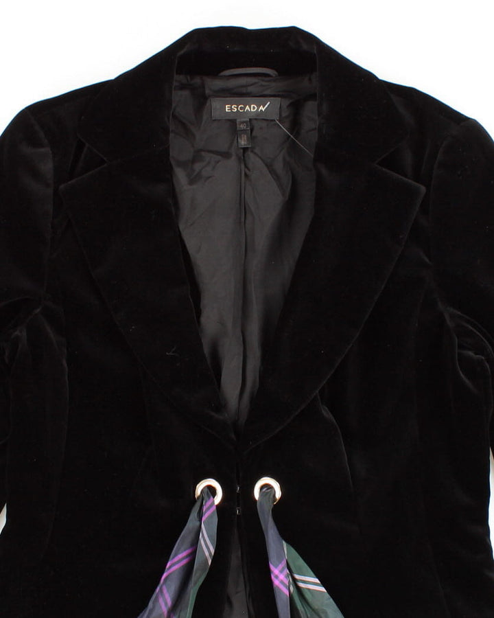 Escada Velvet Blazer With Tartan Belt - M