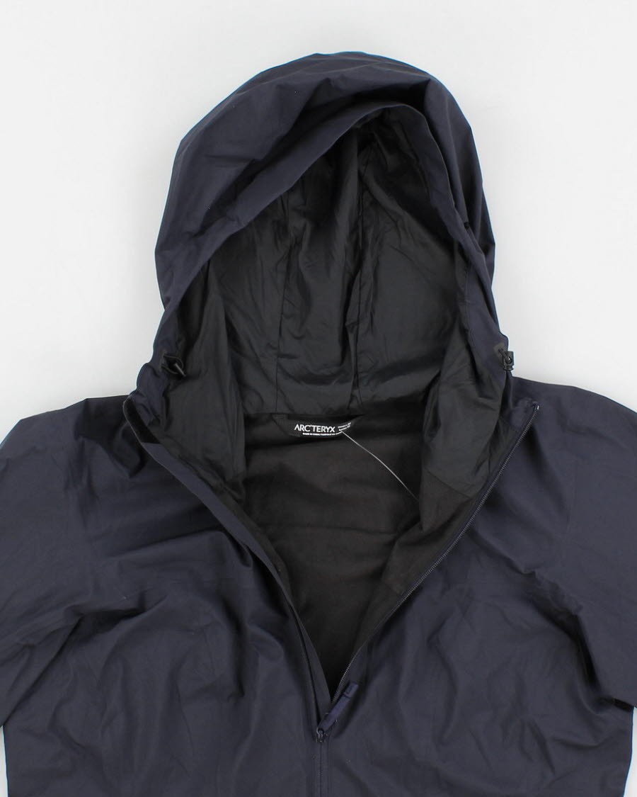 Arc'teryx Women's Navy Hooded Windbreaker - M