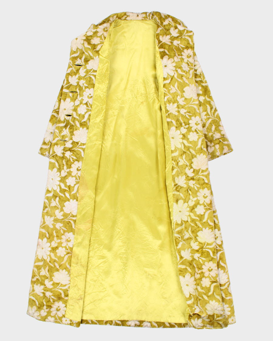 1960s Woman's Vintage mod Floral yellow printed Velvet Carpet Coat - M