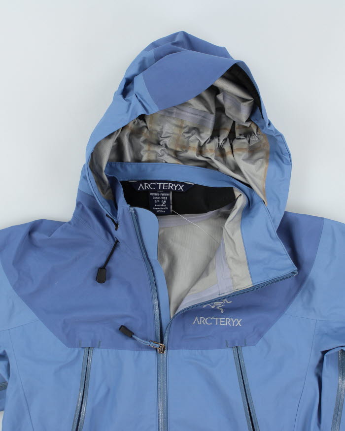 Vintage 90's Arc'teryx Women's Beta AR Goretex Jacket - S – Rokit