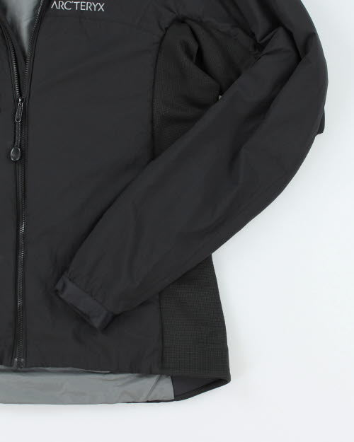 Arc'teryx Black Windbreaker Jacket - M